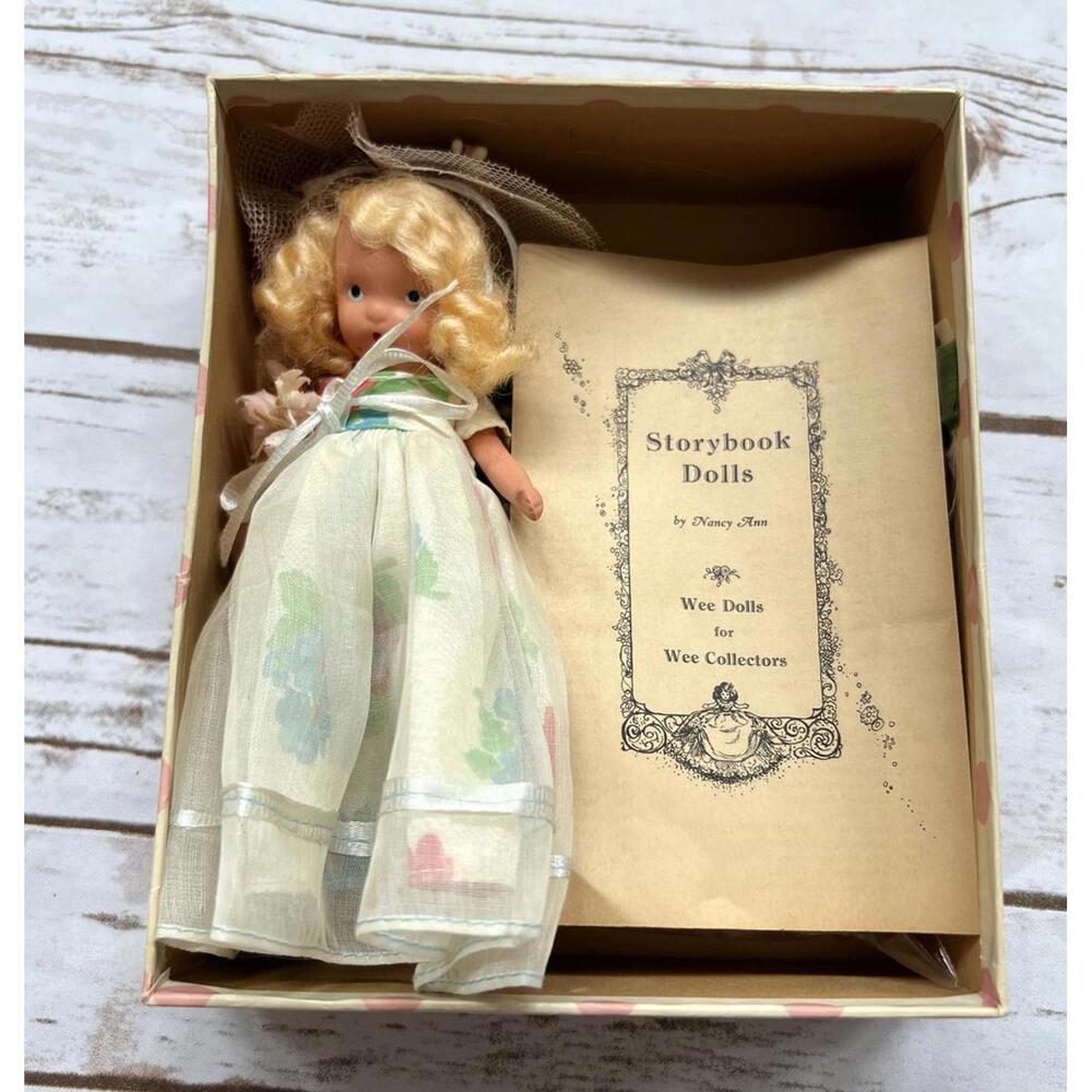 Vintage 1943 Storybook Doll 87 “The Bridesmaid” with Extra Dress in Original Box